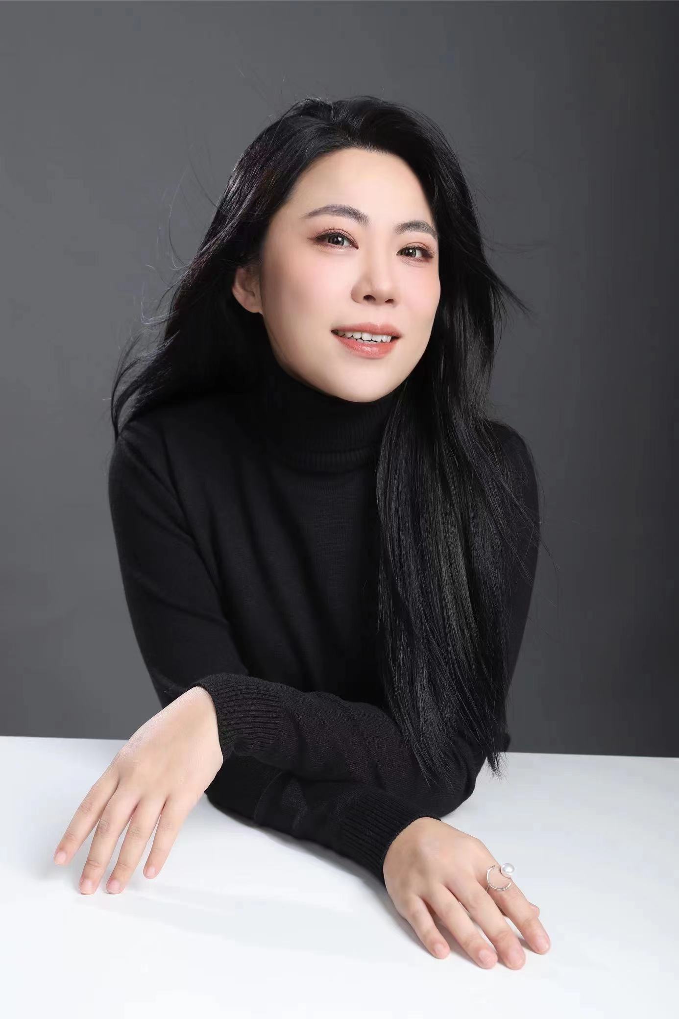 365英国上市集团